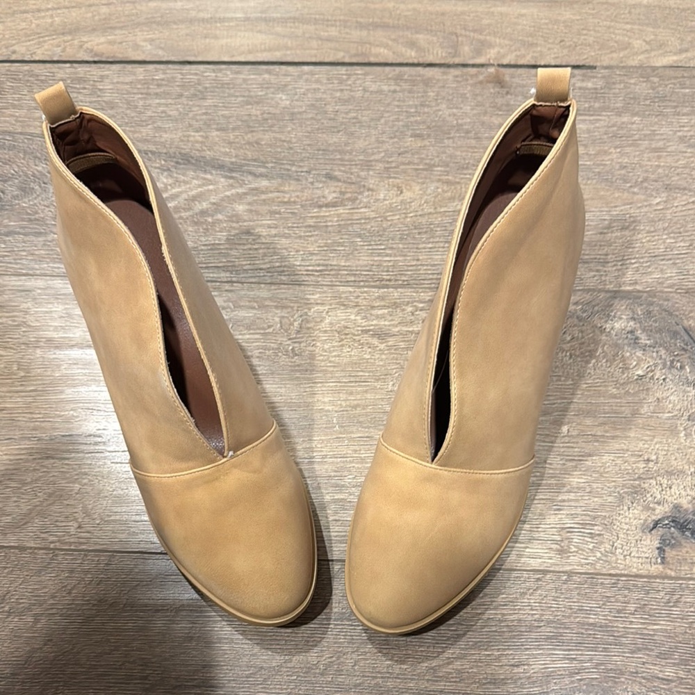Tan Women's Ankle Boots